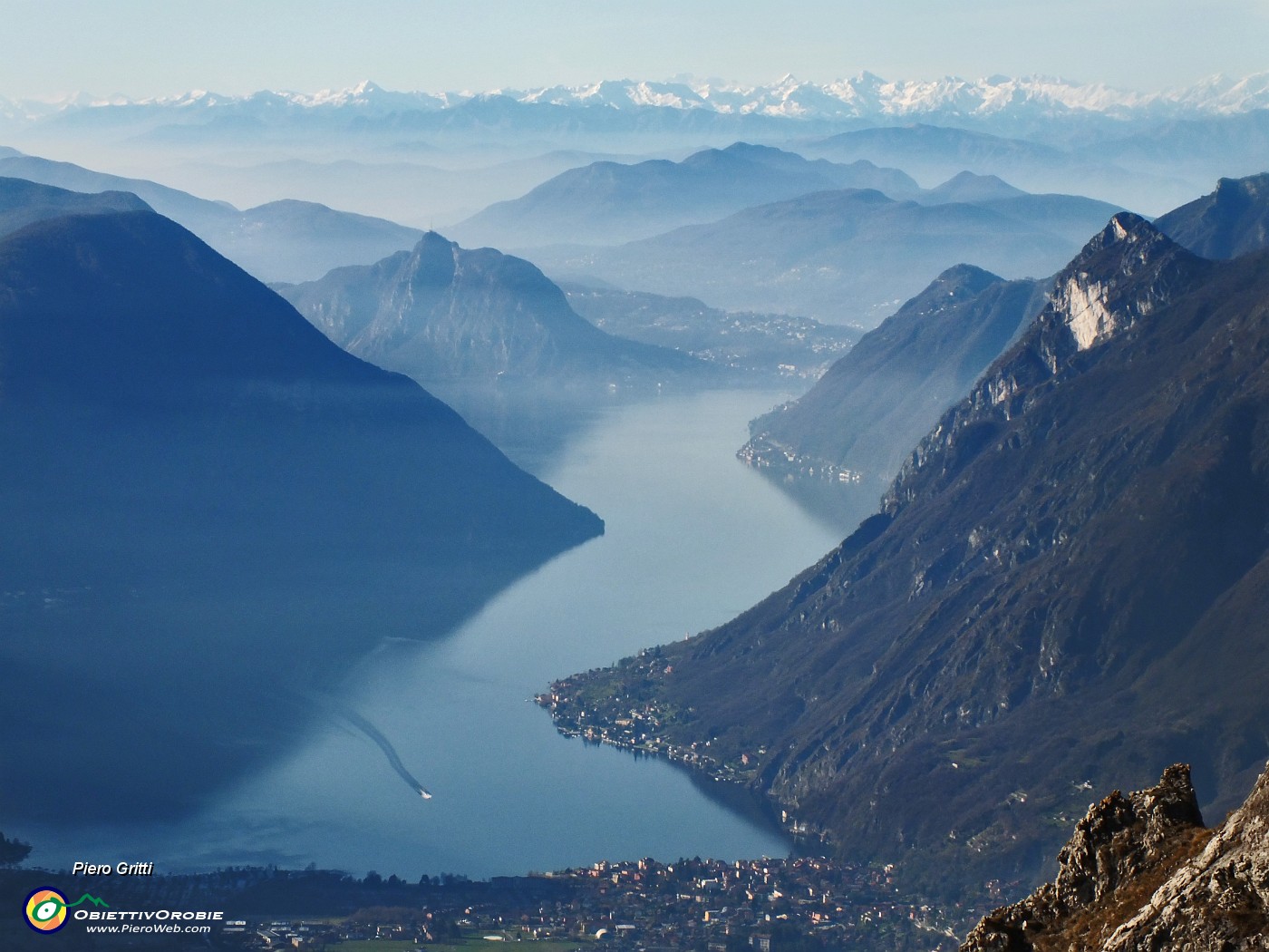 31 Lago di Lugano (Porlezza in primo piano).JPG